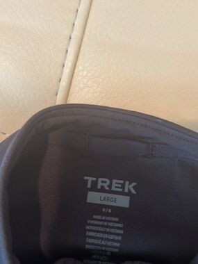 TREK Women's Dark Gray Jersey Top - Large